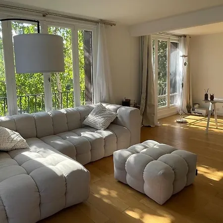 Apartmán Near Eiffel Tower